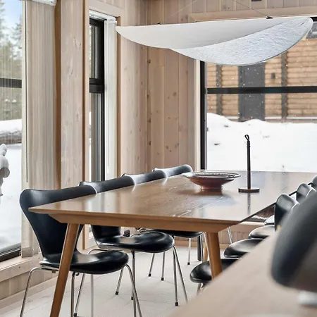 Alpehytte Th2124- Spacious Ski-in Out In Trysilfjell With 5 Bedrooms Innbygda